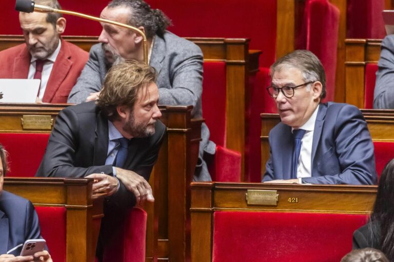 49.3 ou réforme des retraites : le dilemme des socialistes