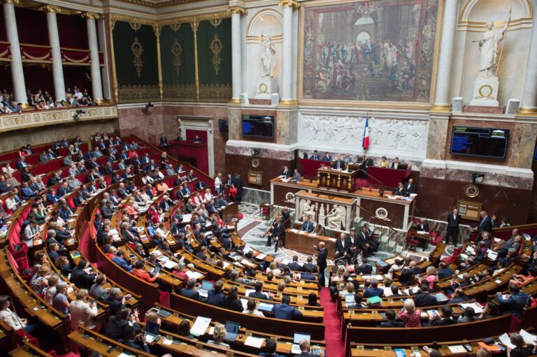 Budget : le spectre grandissant d’une loi spéciale